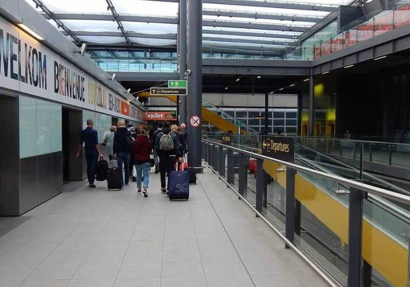 Man Dies After Falling Down Gatwick Airport Escalator