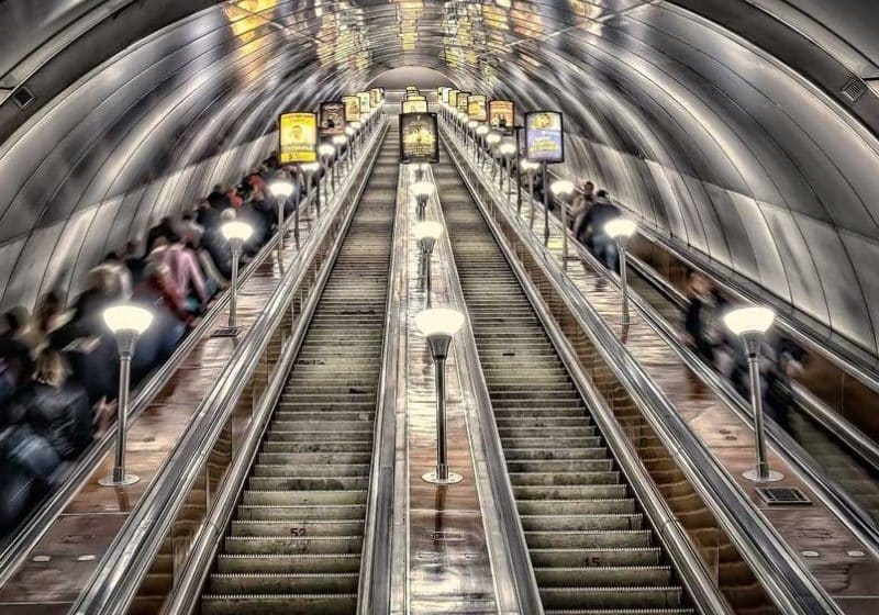 Moscow Escalator Mishap Lands Boy in Hospital