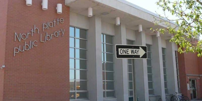La ville du Nebraska approuve le remplacement de l'ascenseur de la bibliothèque