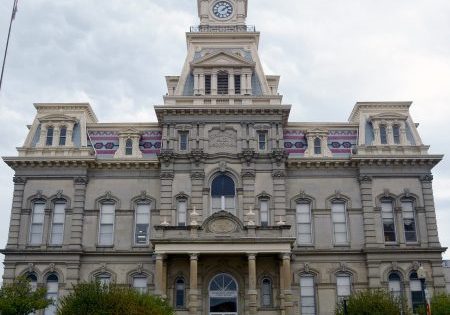 The Muskingum County courthouse in Zanesville, Ohio; photo by Tristan Blatt for Wikipedia