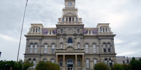 The Muskingum County courthouse in Zanesville, Ohio; photo by Tristan Blatt for Wikipedia