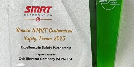 Otis-elevator-industry-company-receive-2025-SMRT-Contractors--Safety-Award Image courtesy of Otis