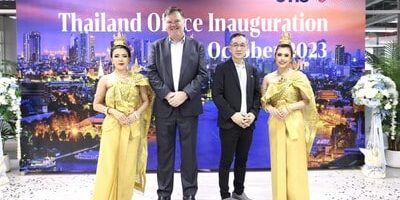 Grant Mooney, Managing Director, Otis Southeast Asia (second from left) and Trakan Dankul, Managing Director, Otis Thailand (second from right) at the inauguration ceremony for the new office; image courtesy of Otis