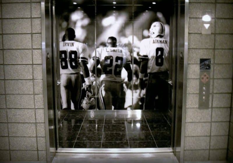 Schindler-Equips-Cowboys-Stadium