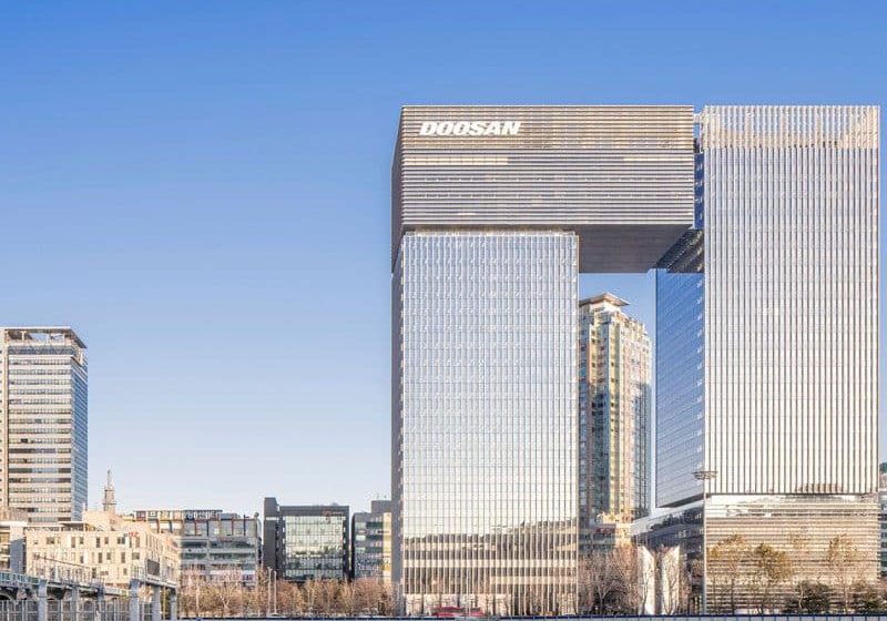 South Korean Tower with Mitsubishi Electric Lift Completes