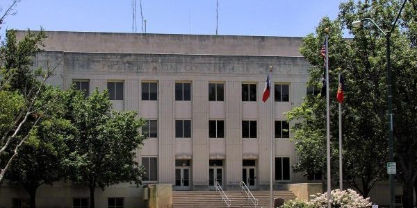 Texas Courthouse To Replace Elevator