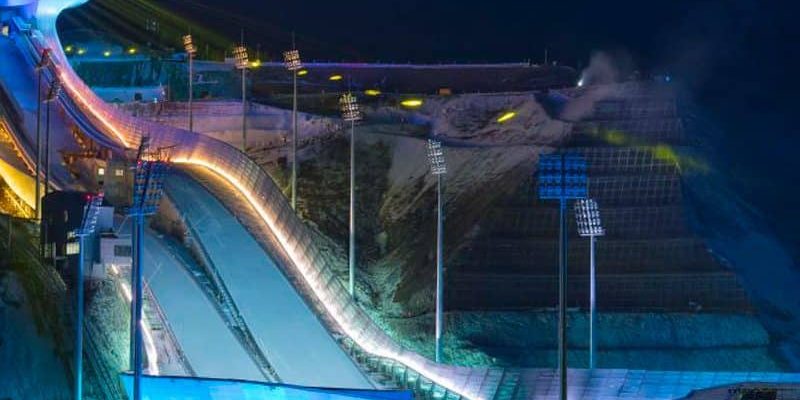Das Nationale Skisprungzentrum der Olympischen Winterspiele 2022 in Peking
