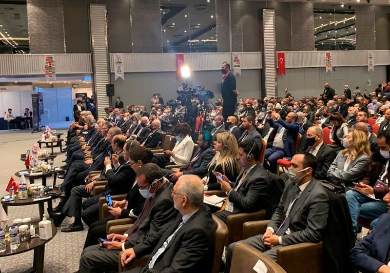 Turkish-and-Arab-Businesspeople-Meet-at-TURAB-Expo