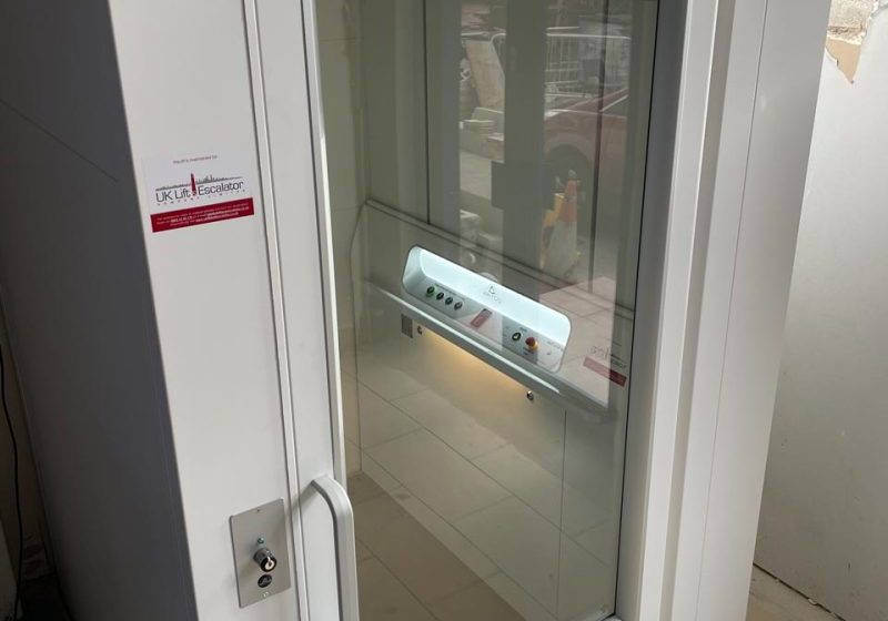 UKLE Delivers Custom Platform Lift to U.K.'s National Sikh Heritage & Holocaust Museum