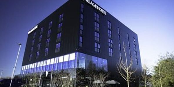 U.K.'s Sheridan Lifts Announces Hotel Chain Maintenance Contract